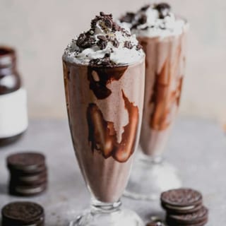 Large Oreo shake