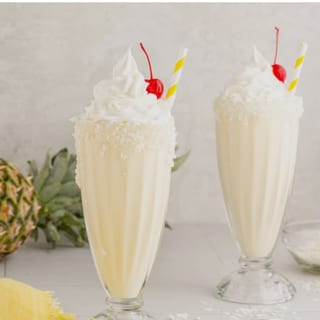 Large pineapple shake